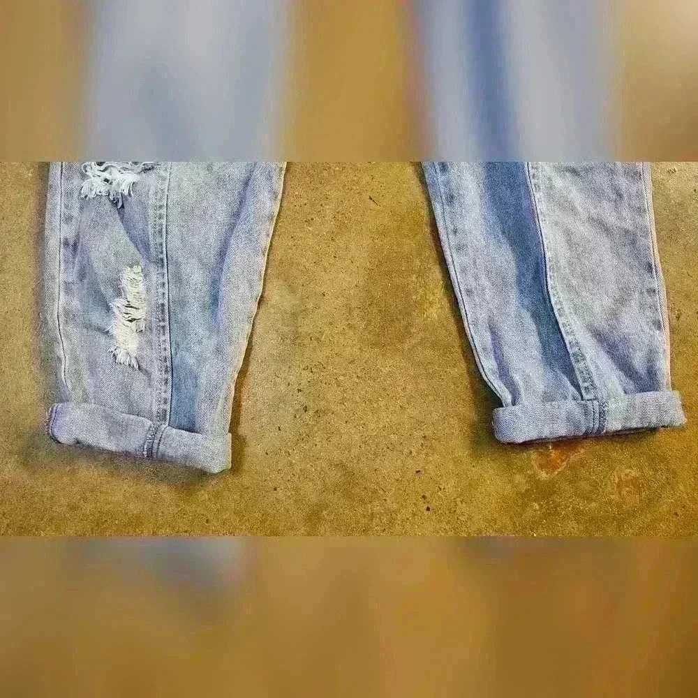 Easel High Rise Elastic Pocket Distressed Jeans Small - Picture 7 of 11